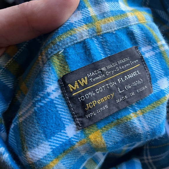 VTG 80’s JC Penny Light Blue Flannel Shirt - Picture 4 of 4